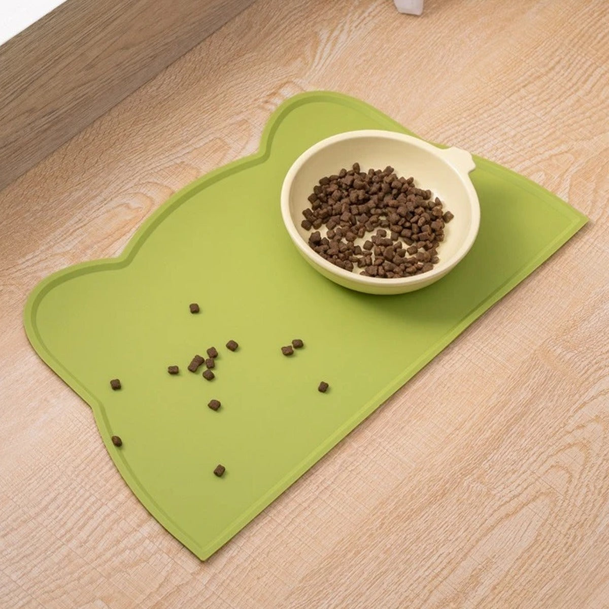 Non-slip pet food mat for dogs and cats – Waterproof placemat