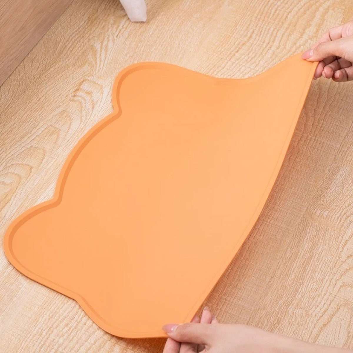 Non-slip pet food mat for dogs and cats – Waterproof placemat
