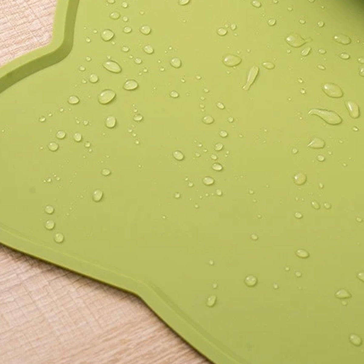 Non-slip pet food mat for dogs and cats – Waterproof placemat