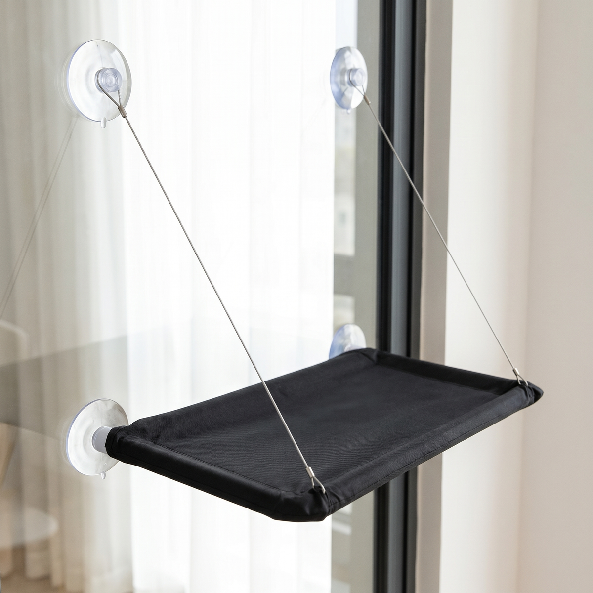 Hamac de fenêtre à ventouses pour chat – Couchage suspendu
