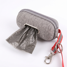 Distributeur de sacs à déjection pour chien – Porte-sac clipsable — vue 3